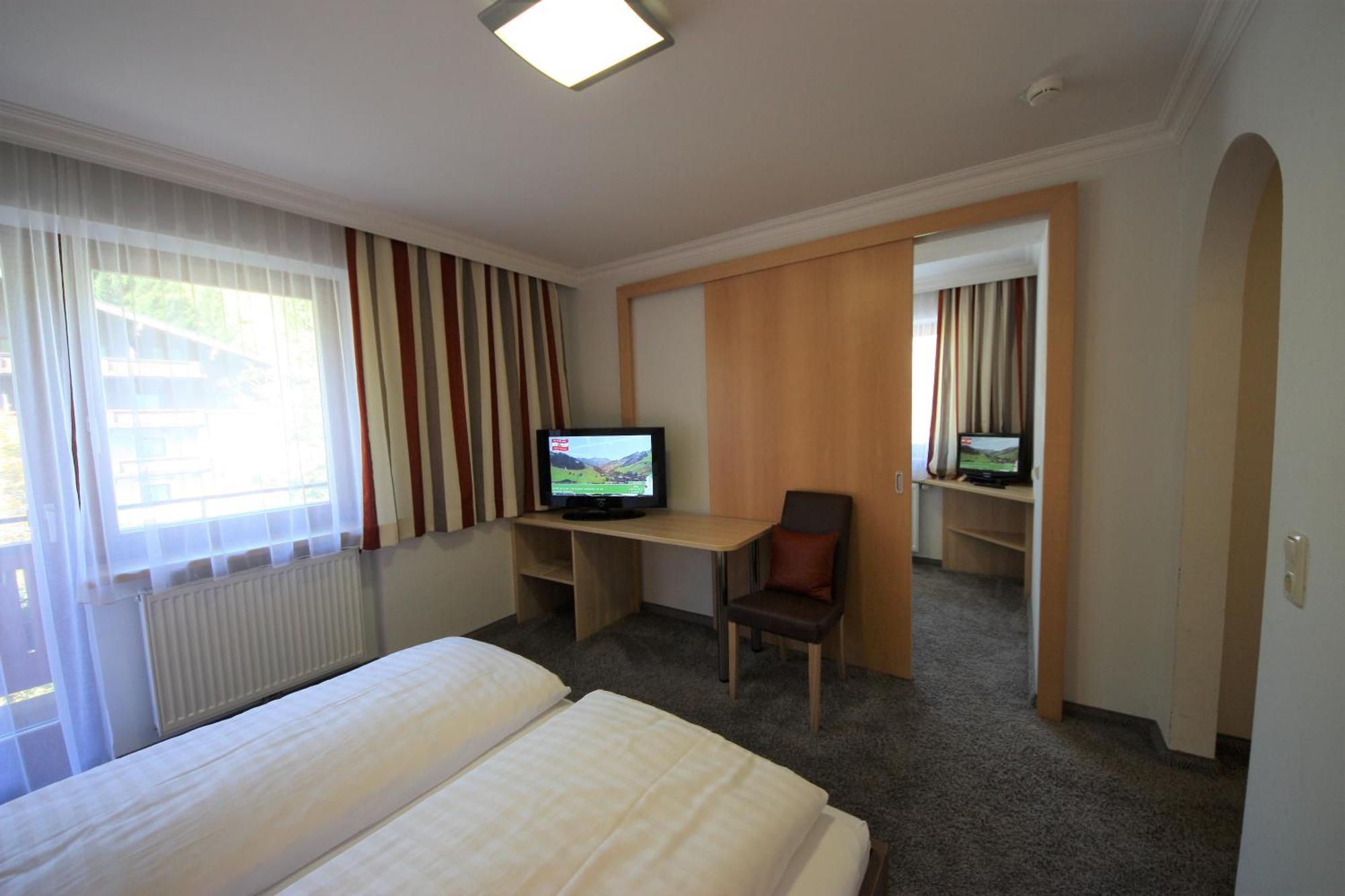 Hotel Sommerer - Inklusive Joker Card Im Sommer Σάαλμπαχ-Χίντεργκλεμ Εξωτερικό φωτογραφία